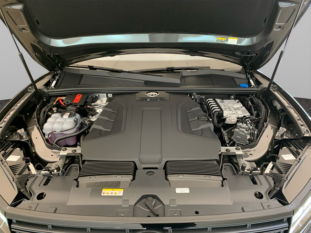 Volkswagen Touareg 2025