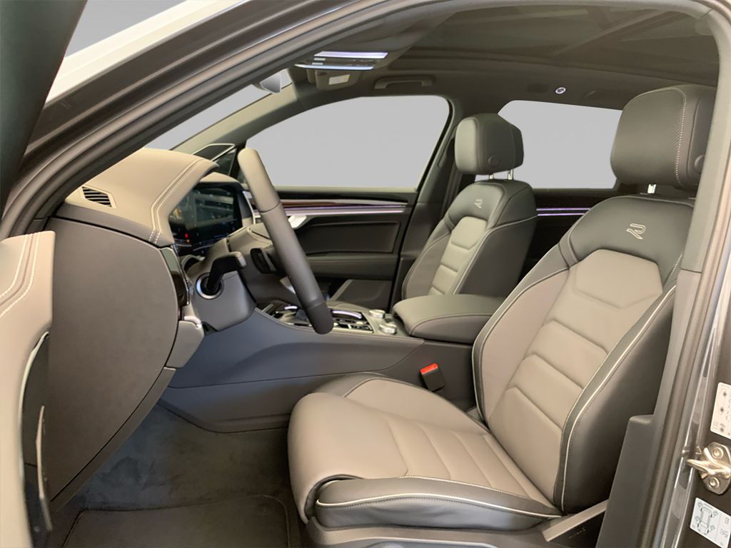 Volkswagen Touareg 2025