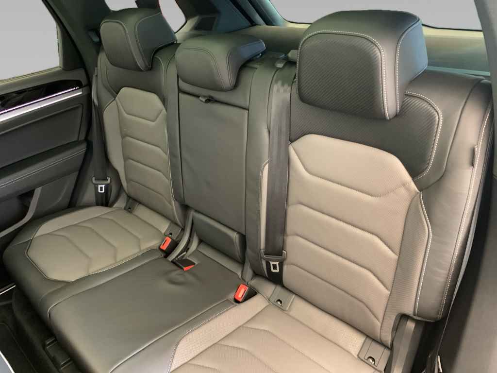 Volkswagen Touareg 2025