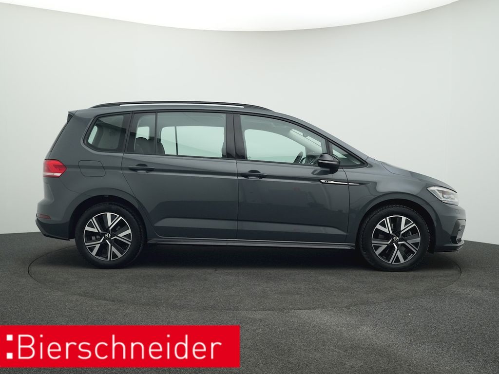 Volkswagen Touran 2024