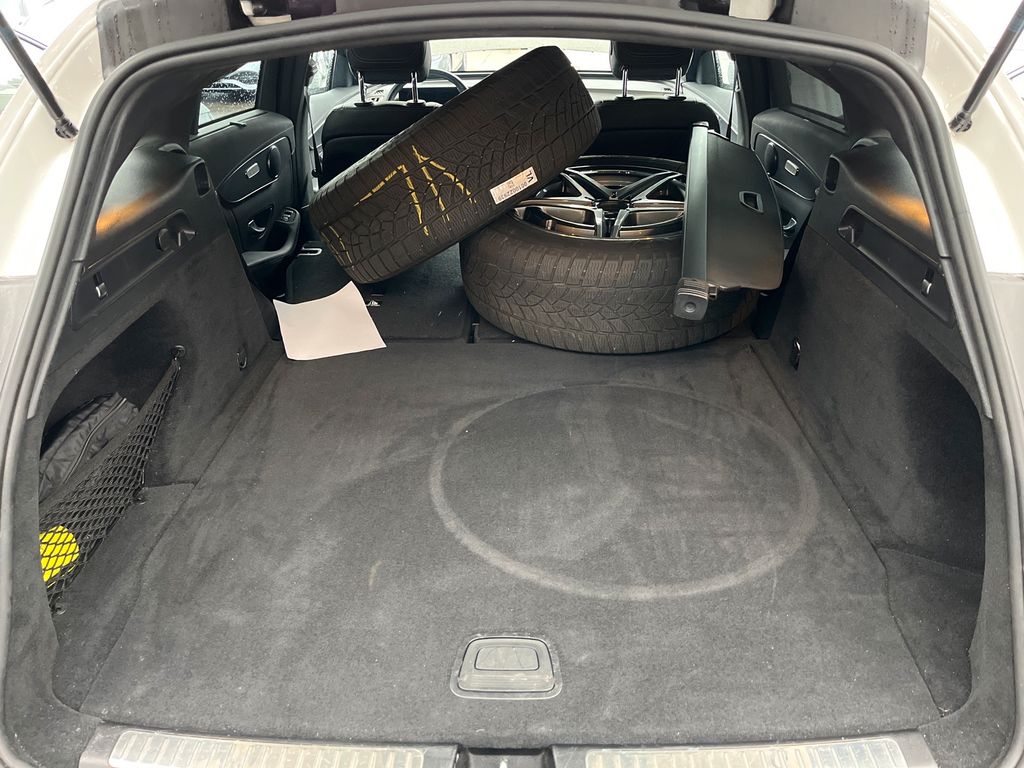 Mercedes-Benz EQC 2022