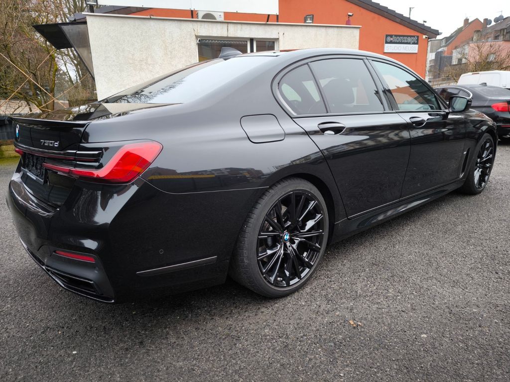 BMW 730 2022