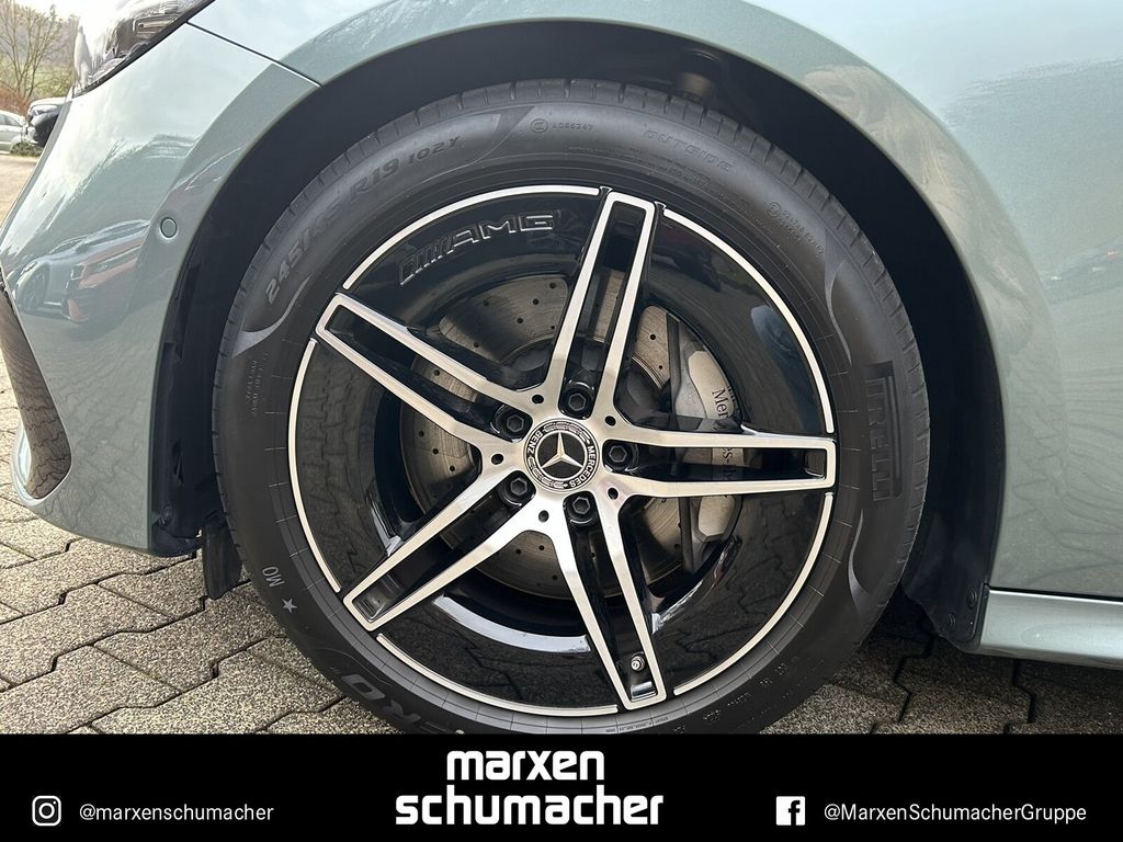 Mercedes-Benz E 300 2025