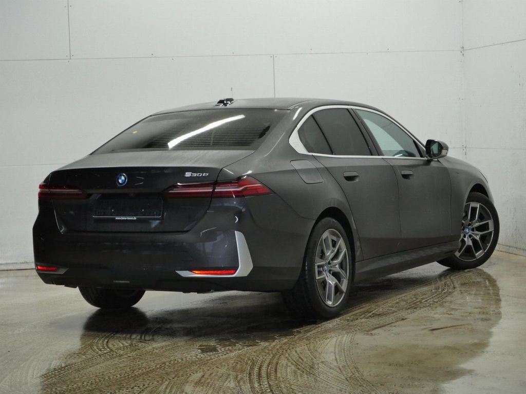 BMW 530 2024