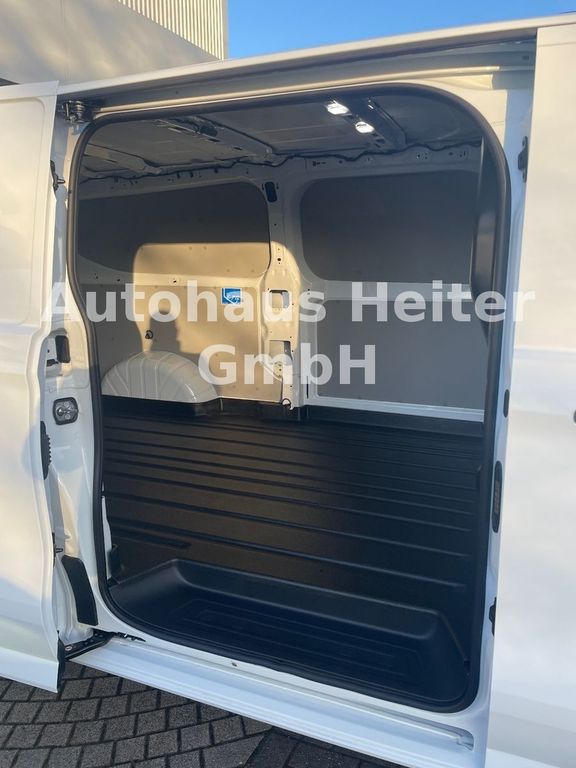 Ford Transit Custom 2025