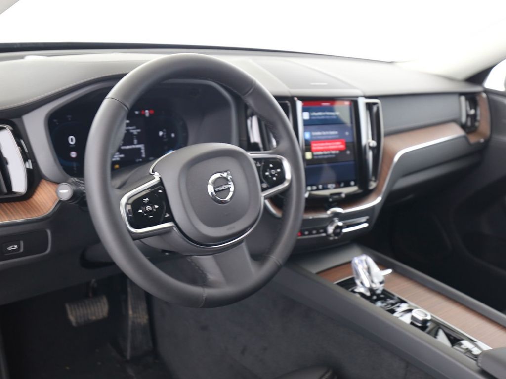 Volvo XC60 2024