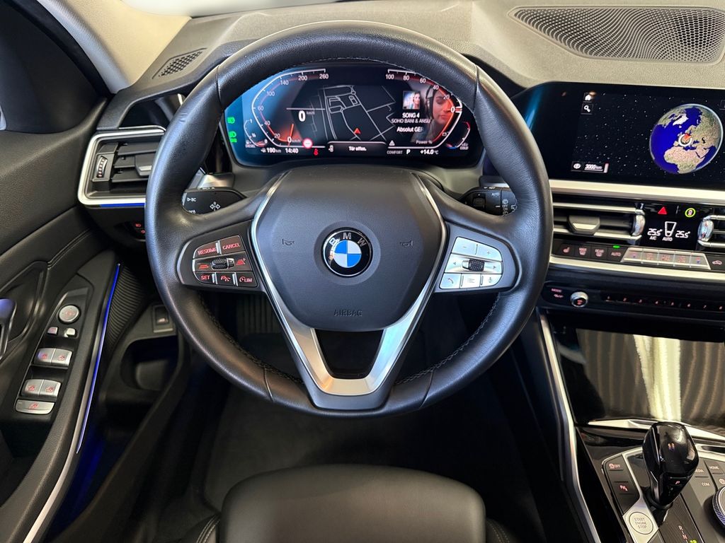 BMW 318 2020