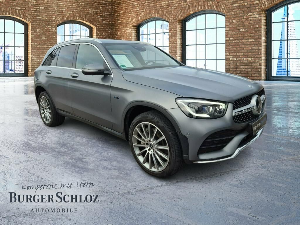 Mercedes-Benz GLC 300 2021