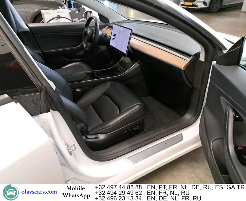 Tesla Model 3 2020
