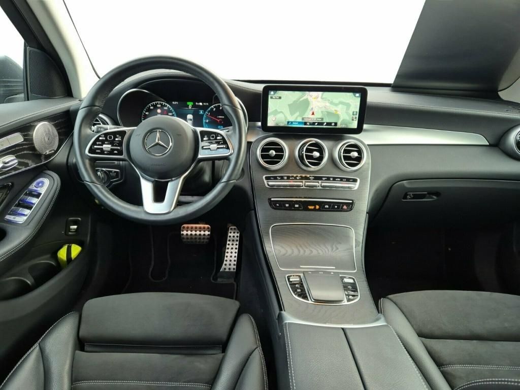 Mercedes-Benz GLC 300 2021