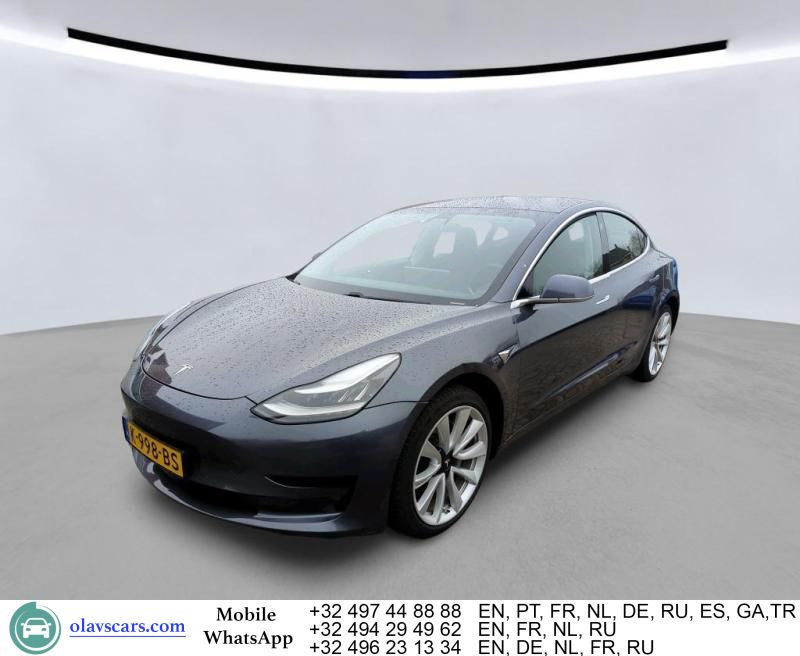 Tesla Model 3 2020