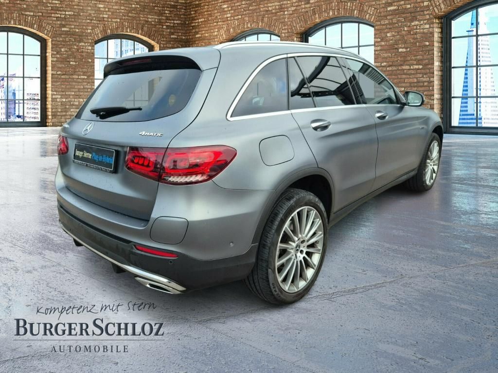 Mercedes-Benz GLC 300 2021