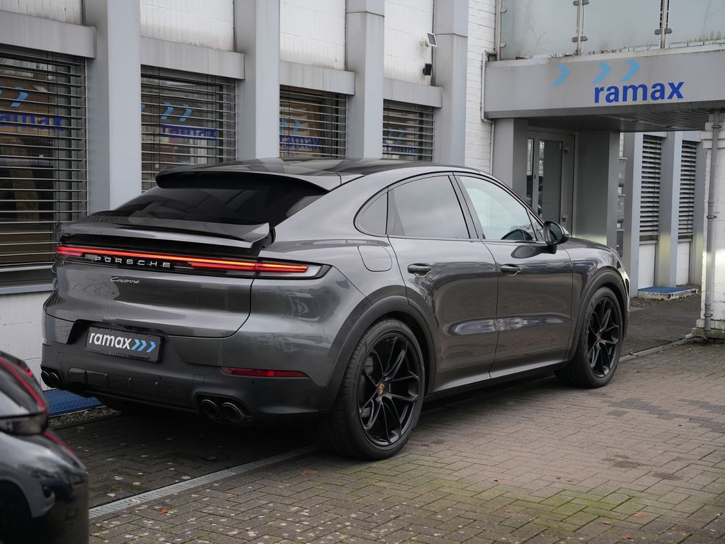 Porsche Cayenne 2024