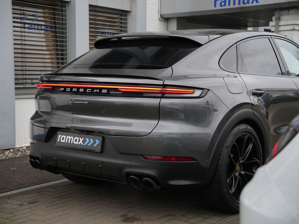Porsche Cayenne 2024