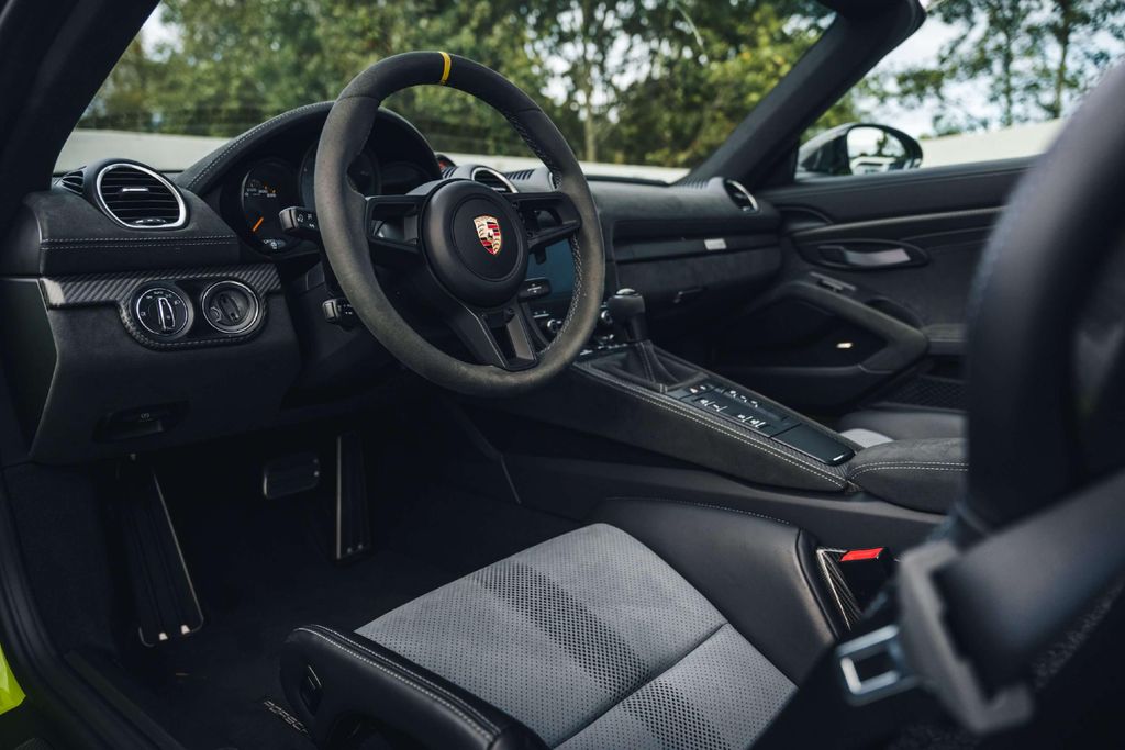 Porsche Other 2024