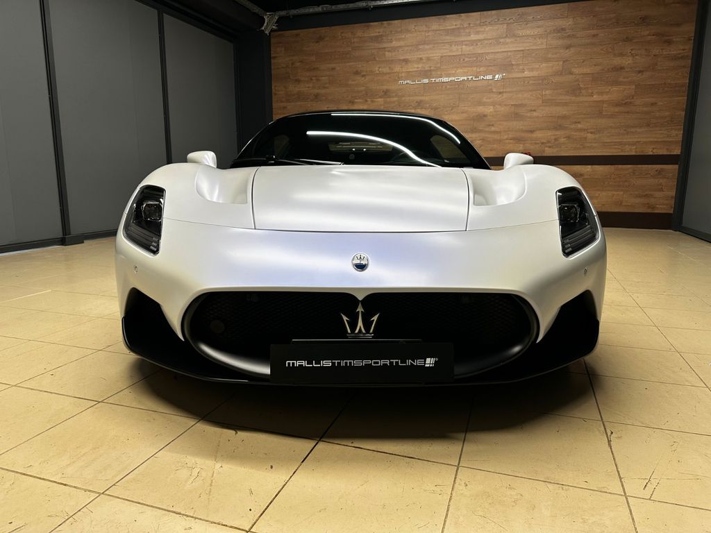 Maserati MC20 2021