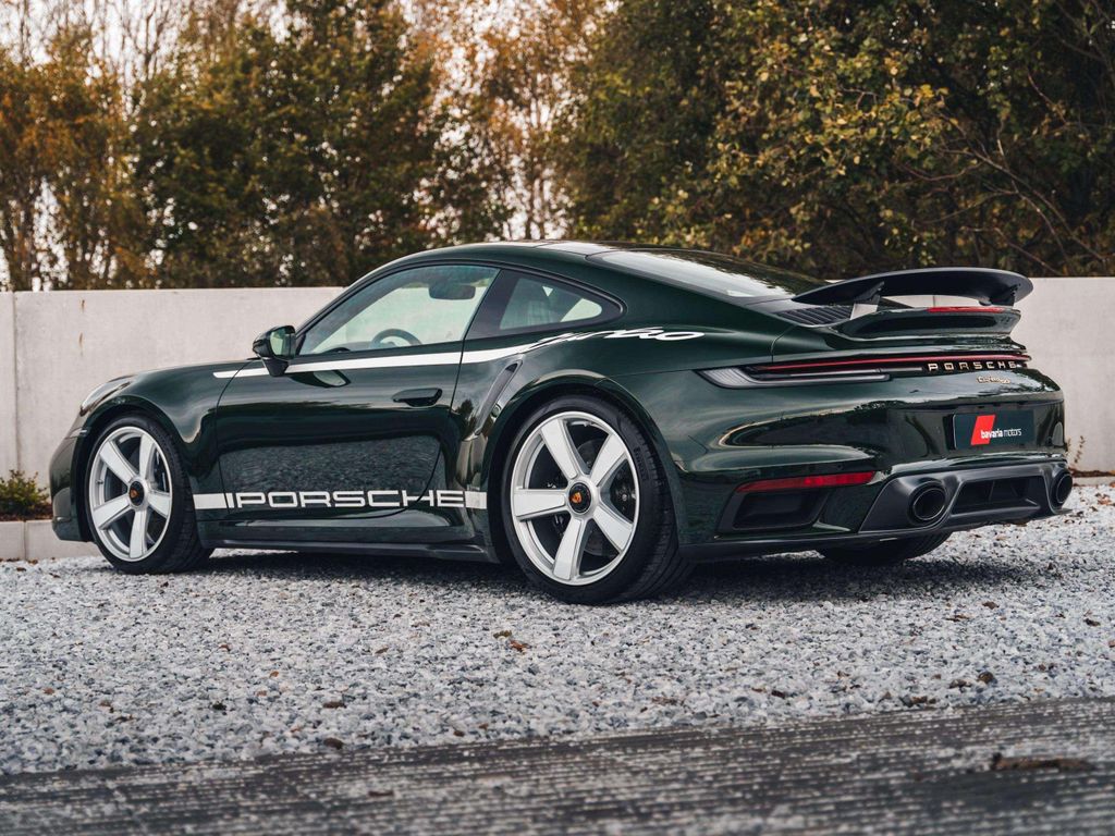 Porsche 992 2025