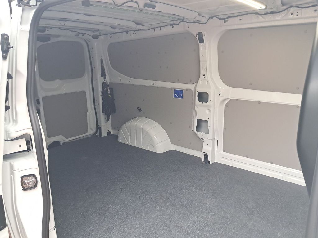 Volkswagen T7 Transporter 2025