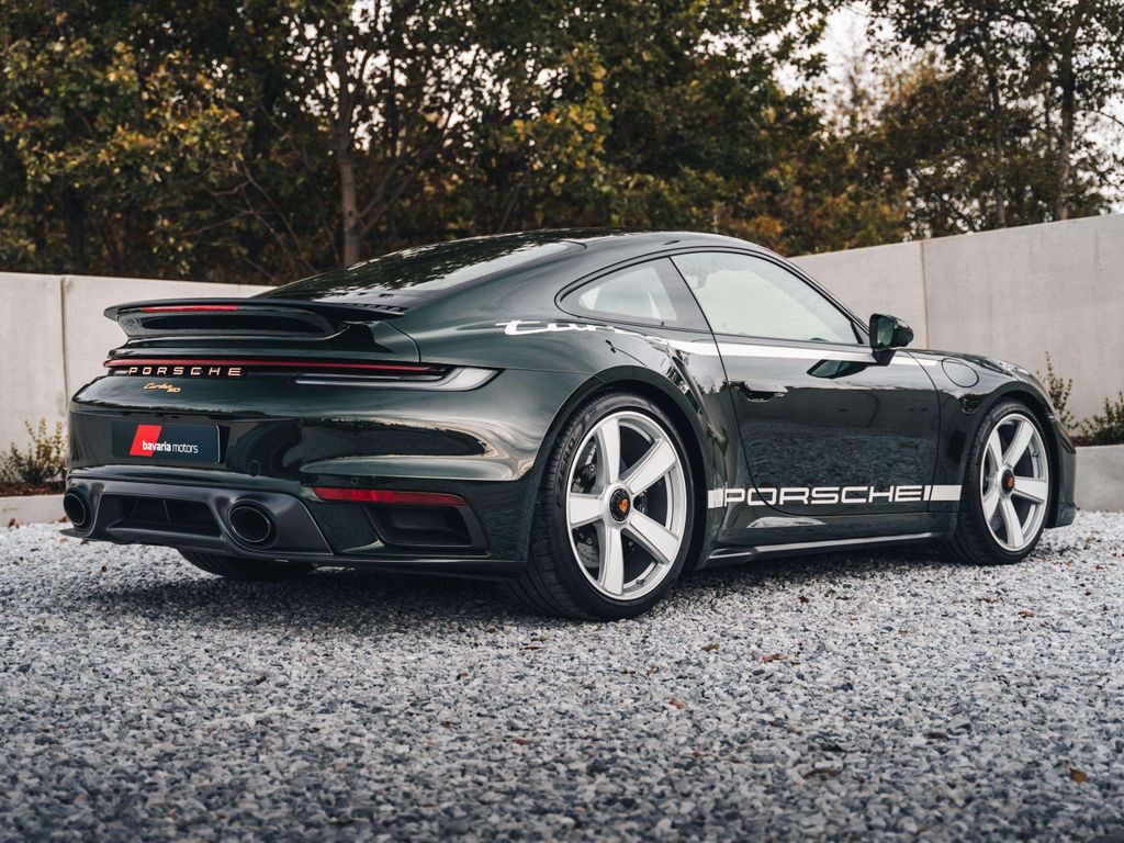 Porsche 992 2025
