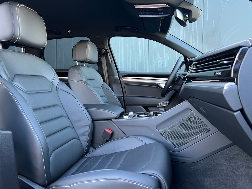 Volkswagen Touareg 2025