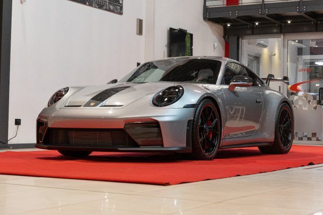 Porsche 911 2025