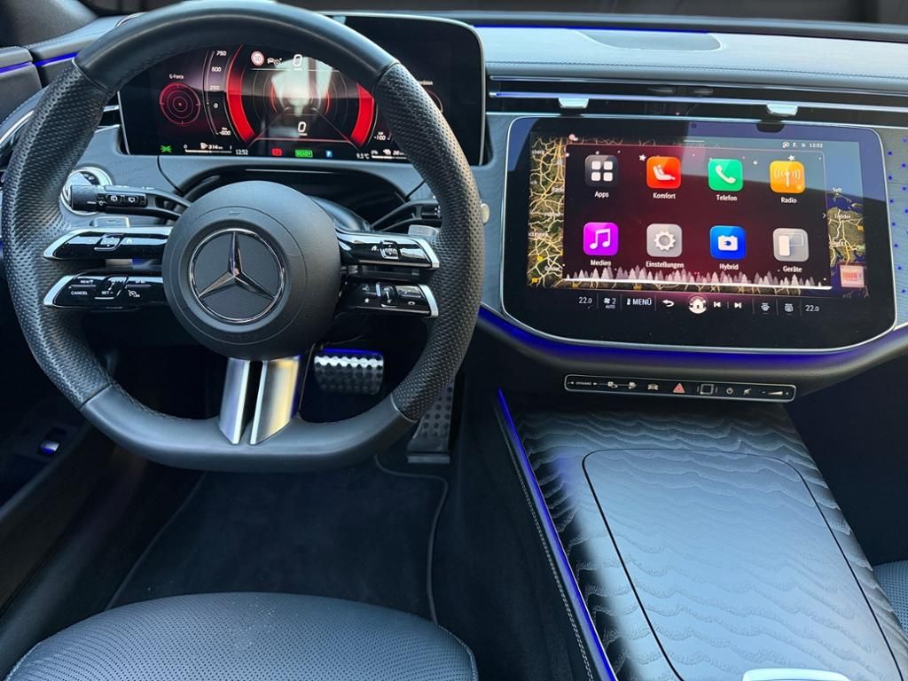 Mercedes-Benz E 300 2025