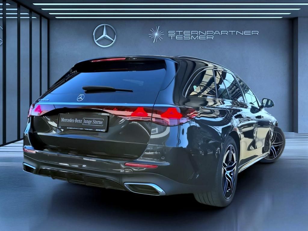 Mercedes-Benz E 300 2025