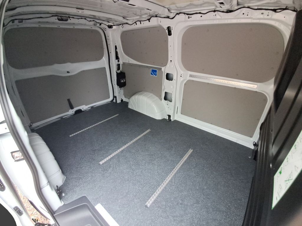 Volkswagen T7 Transporter