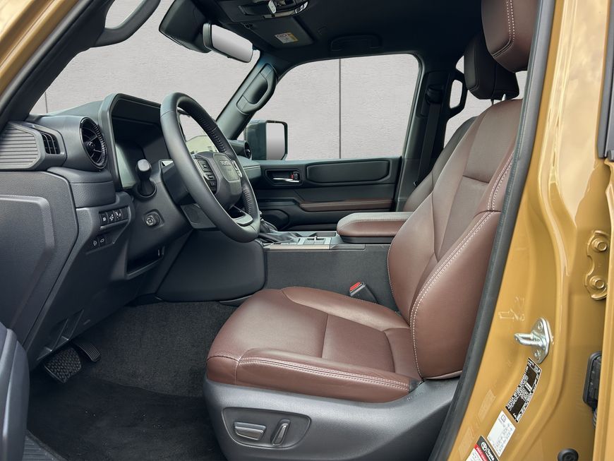 Toyota Land Cruiser 2024