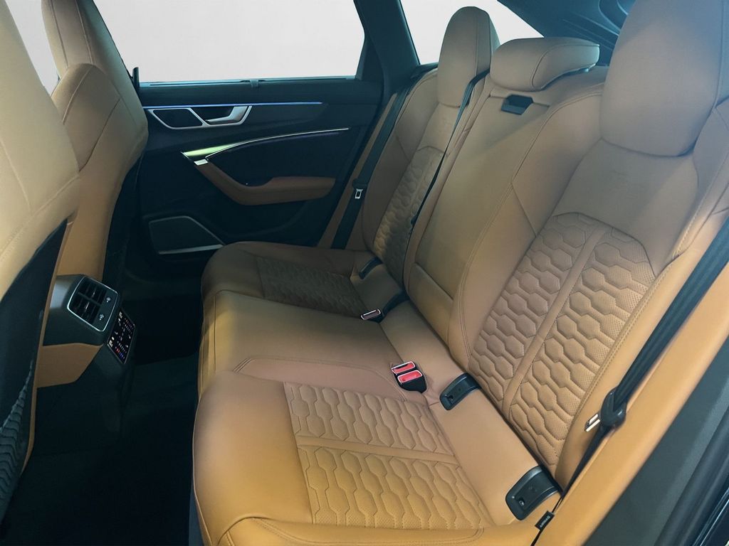 Audi RS6 2025
