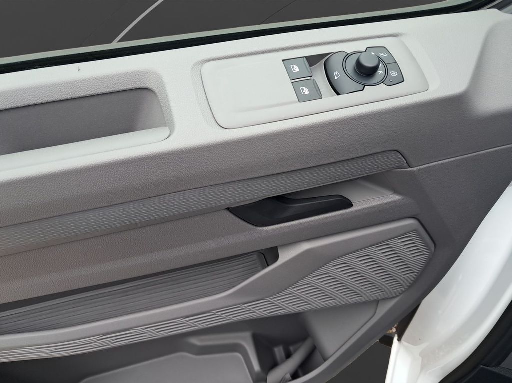 Volkswagen T7 Transporter