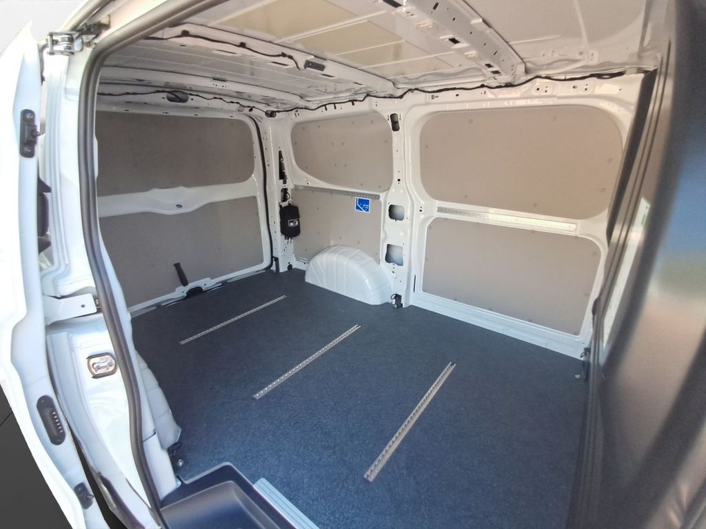 Volkswagen T7 Transporter