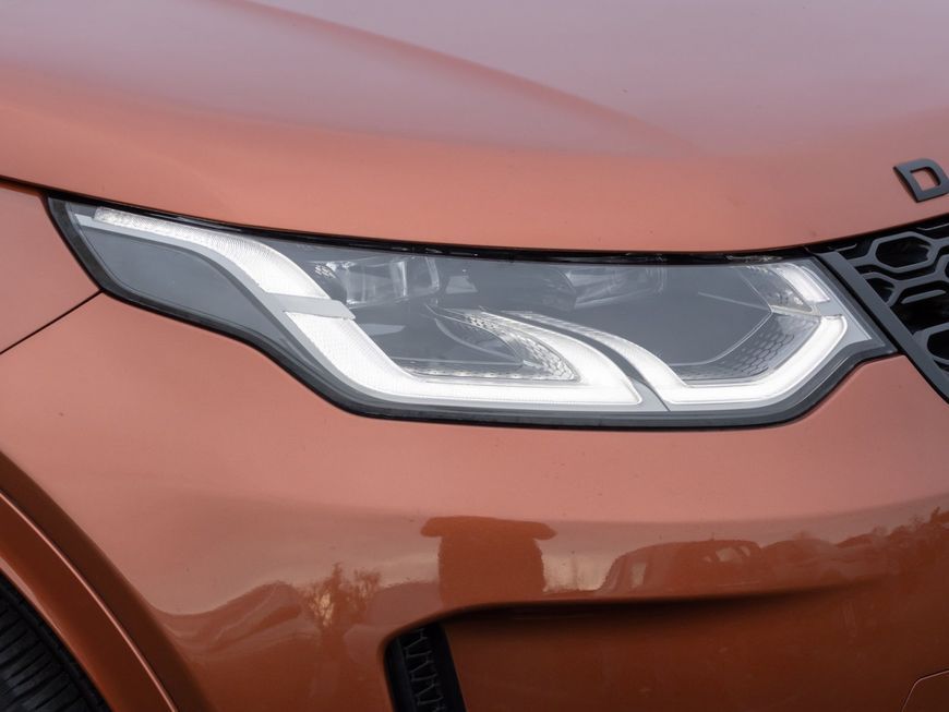 Land Rover Discovery Sport 2021