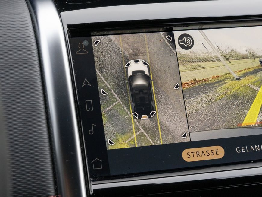 Land Rover Discovery Sport 2021