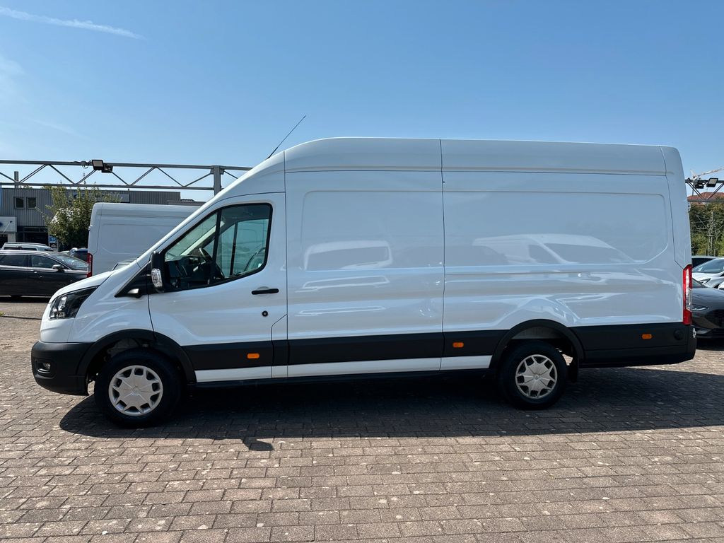 Ford Transit 2024