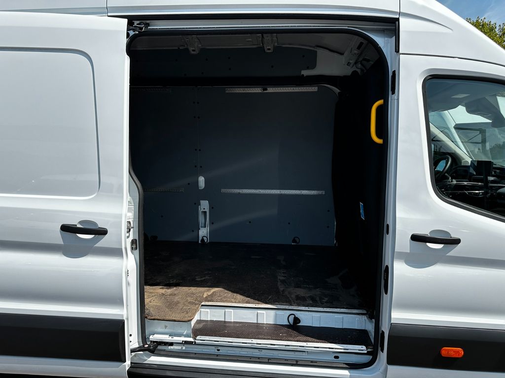 Ford Transit 2024
