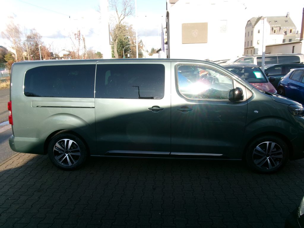 Peugeot Traveller 2025