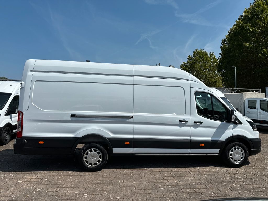 Ford Transit 2024