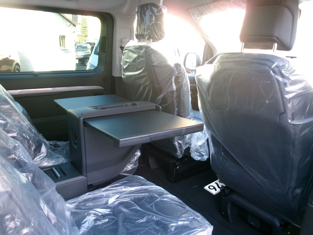 Peugeot Traveller 2025