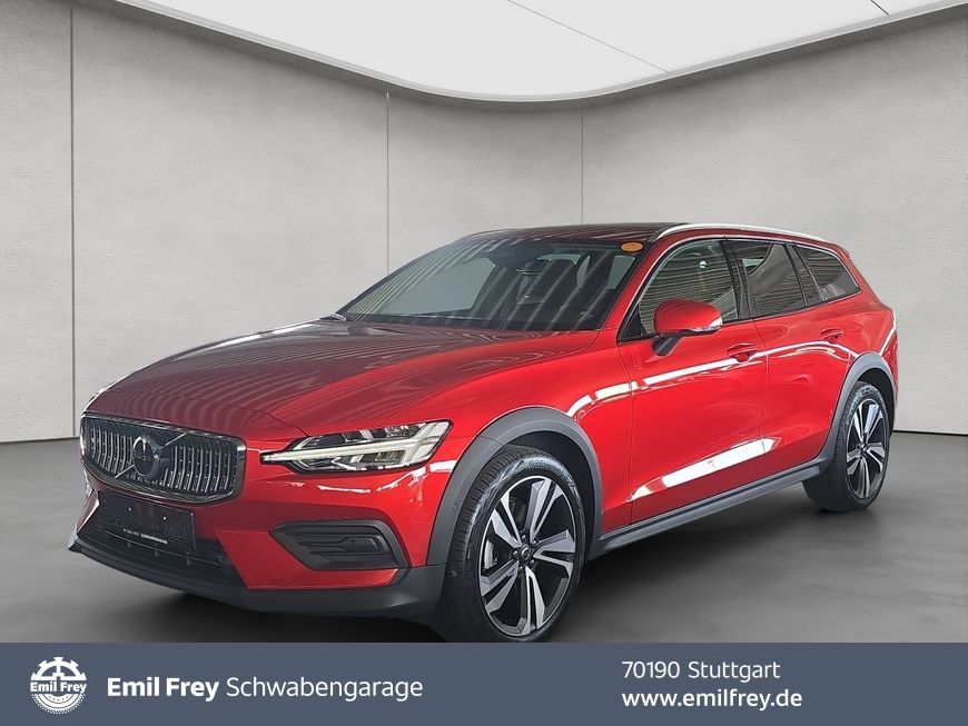 Volvo V60 Cross Country 2023