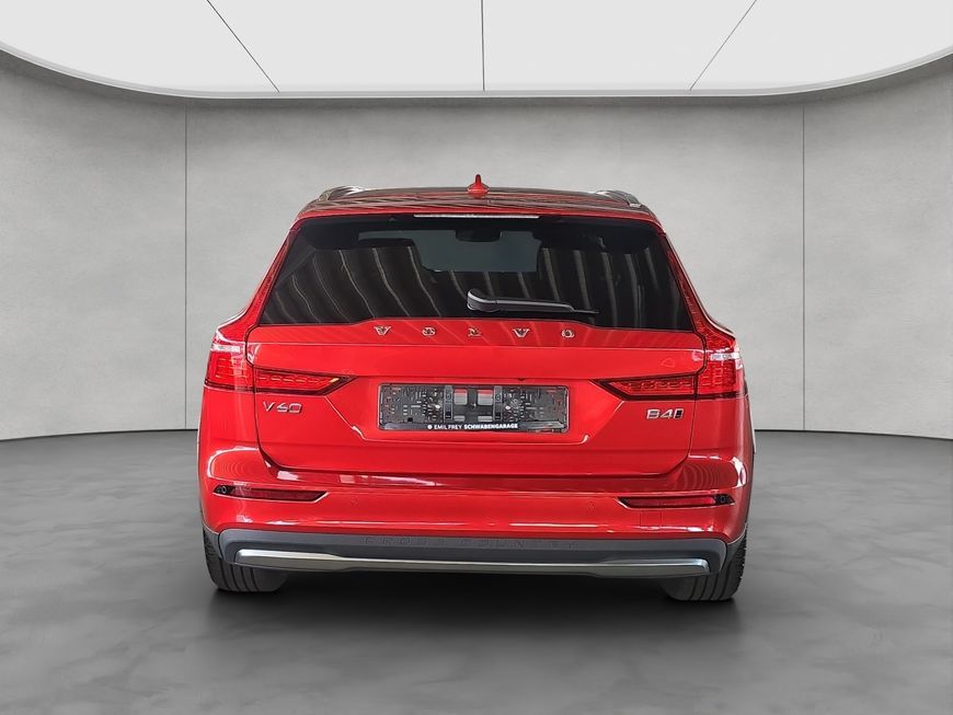 Volvo V60 Cross Country 2023