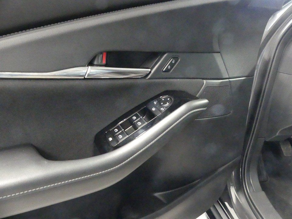 Mazda CX-30 2025