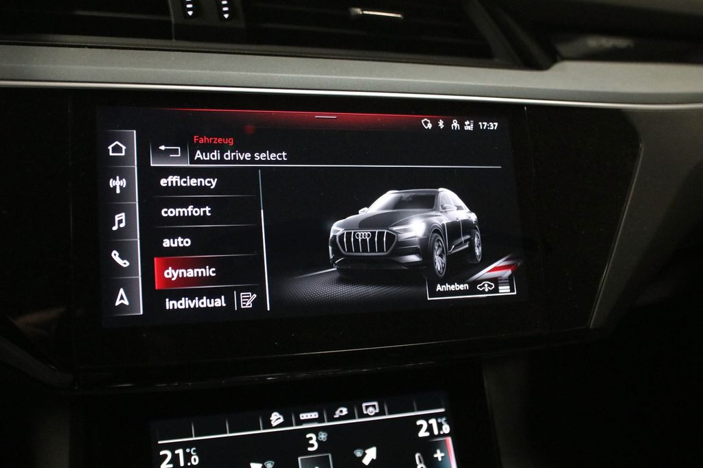 Audi e-tron 2022