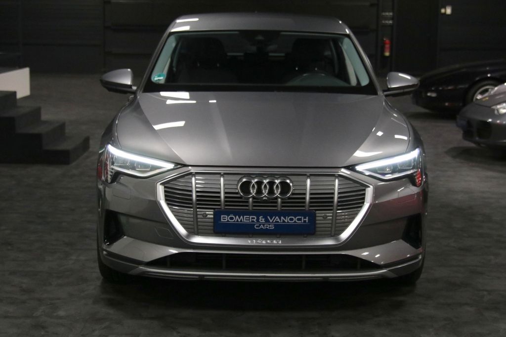 Audi e-tron 2022