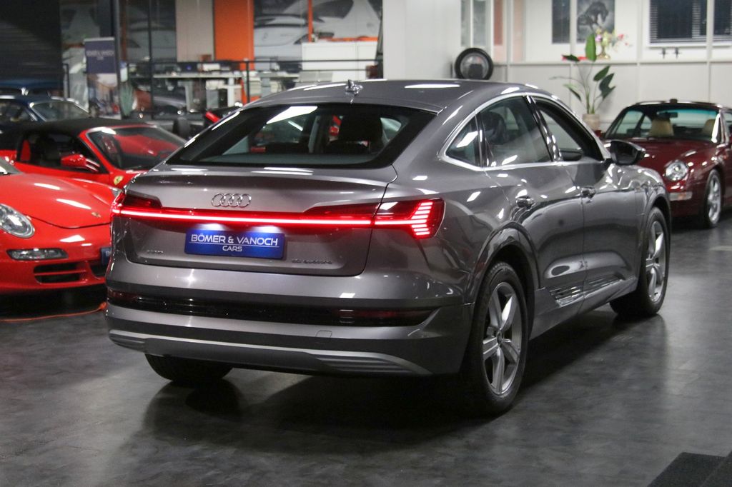 Audi e-tron 2022