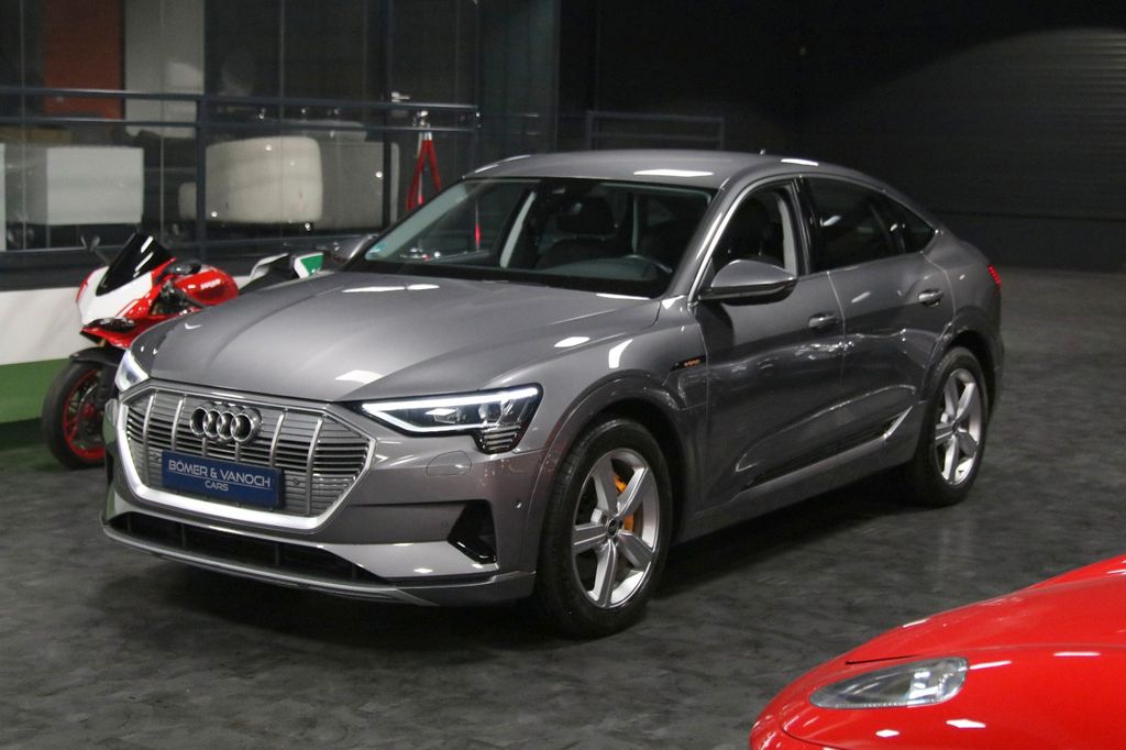 Audi e-tron 2022