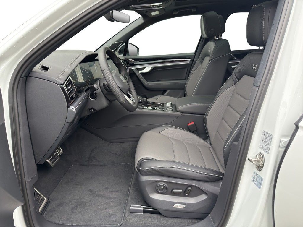 Volkswagen Touareg 2025