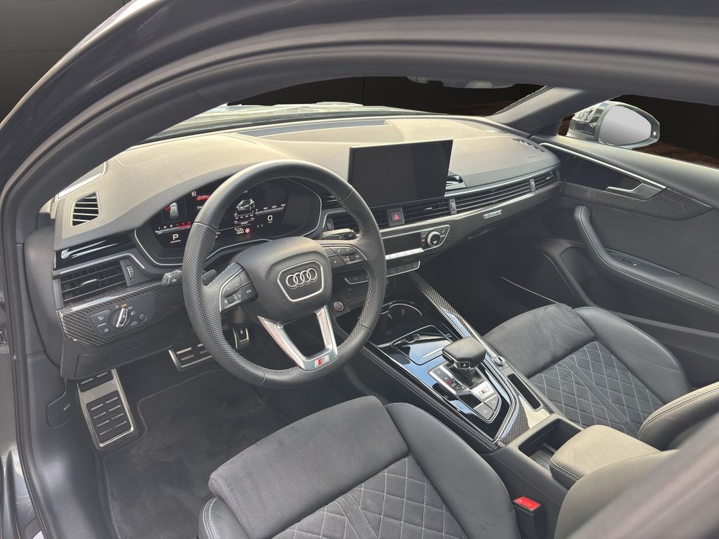 Audi S4 2024