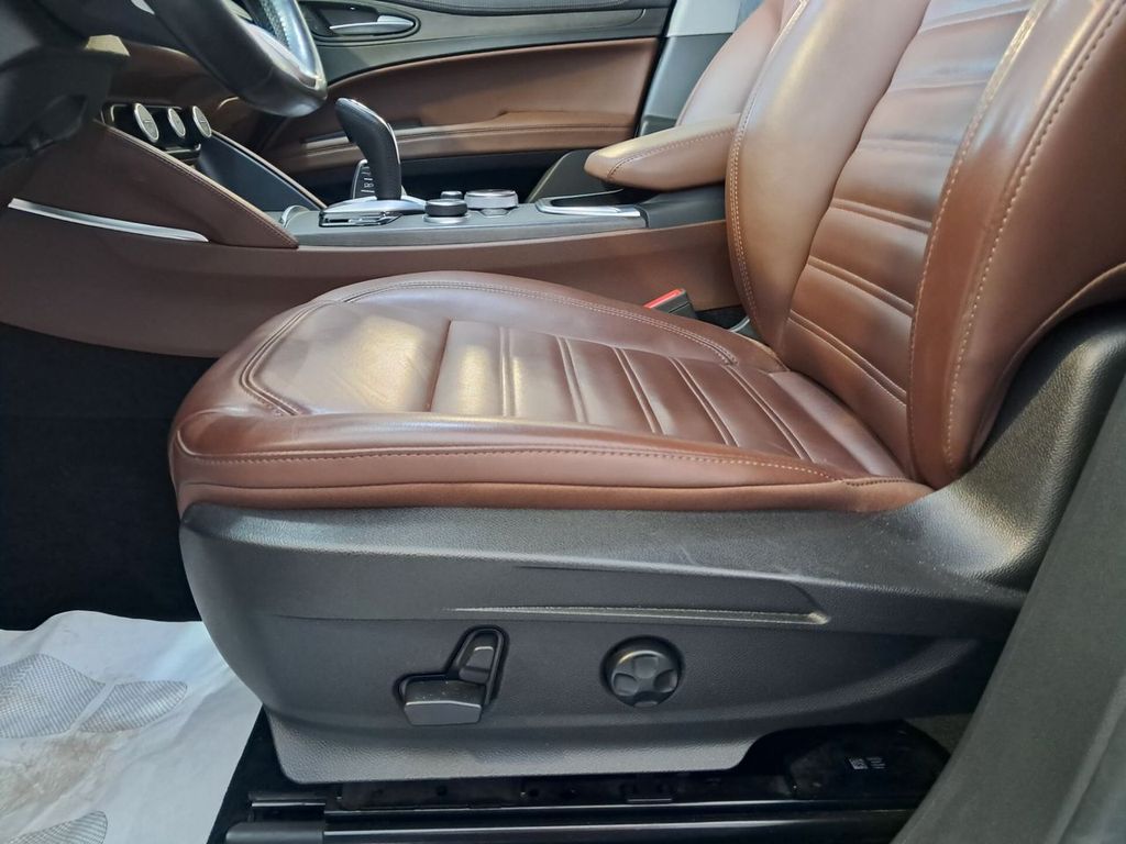 Alfa Romeo Stelvio 2020