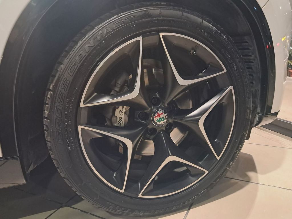 Alfa Romeo Stelvio 2020